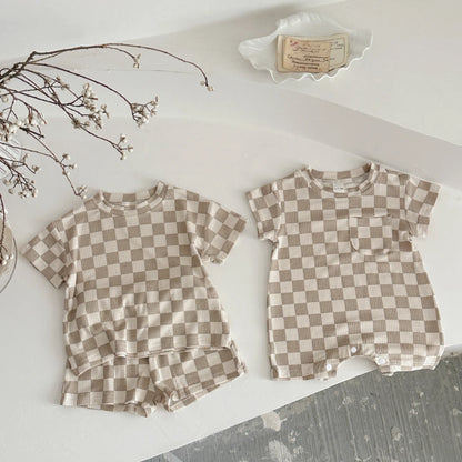 סט קז’ואל משובץ לתינוקות – לוק מינימליסטי ונקי