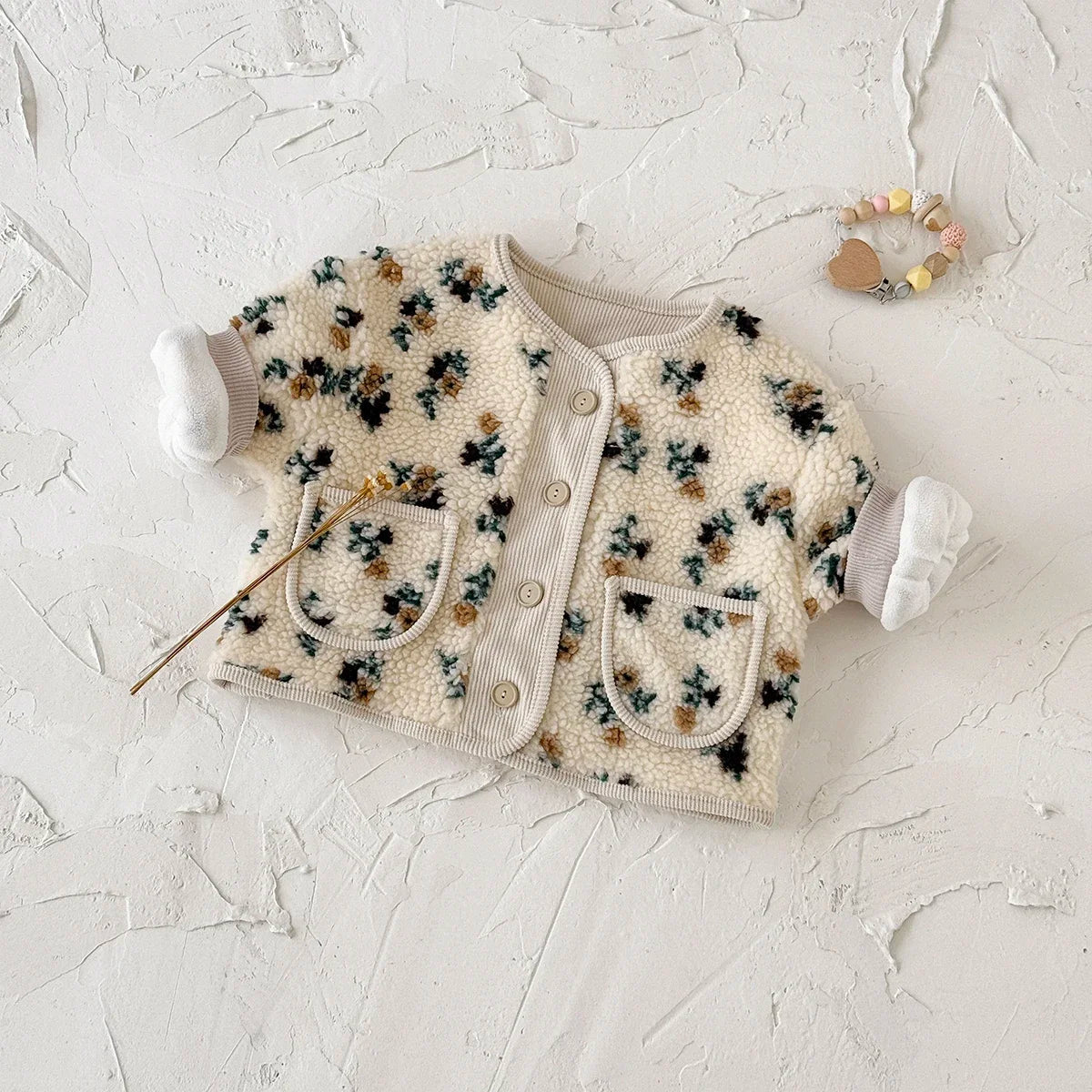 מעיל מכופתר פרחים