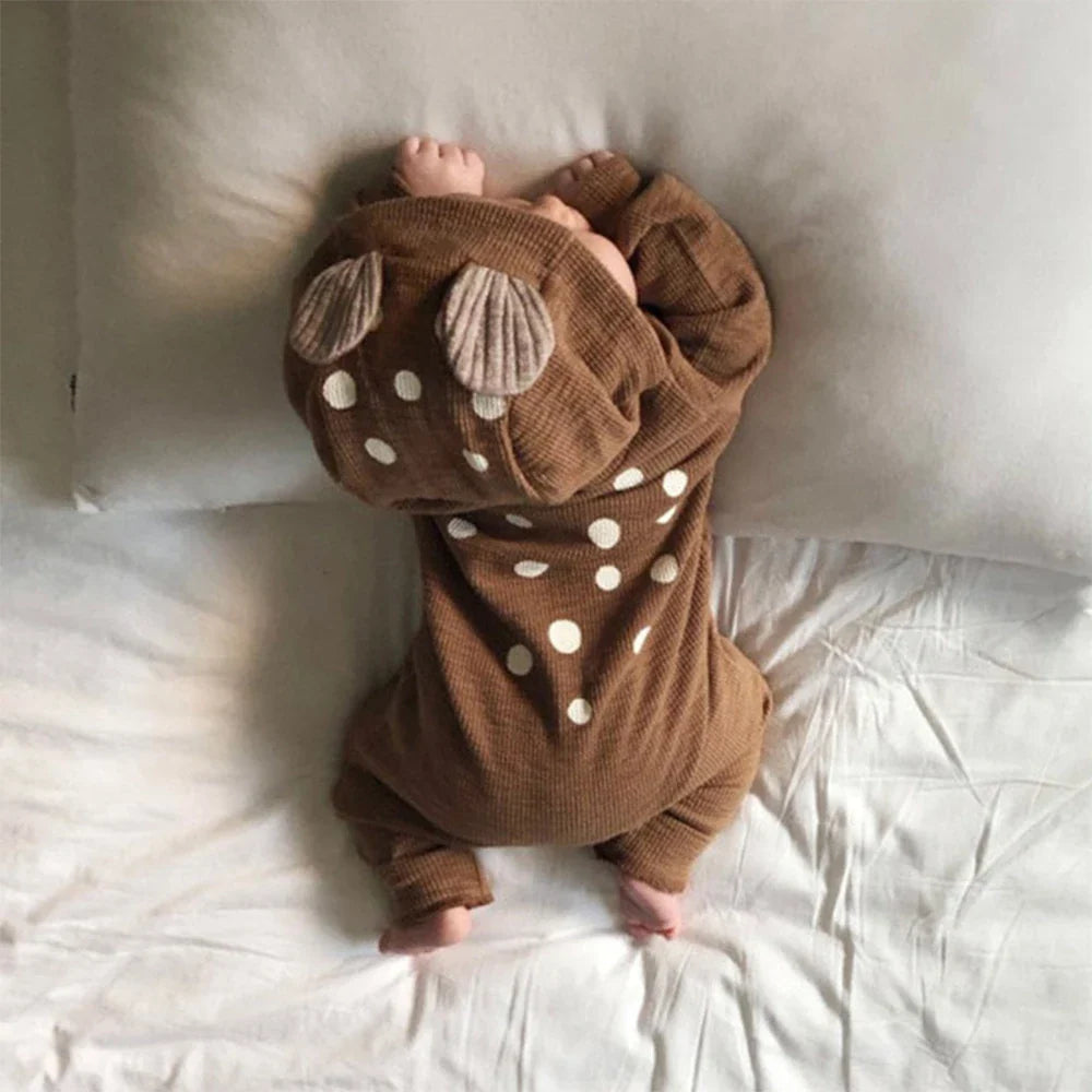 חליפת אוברול עם כובע קז'ואל