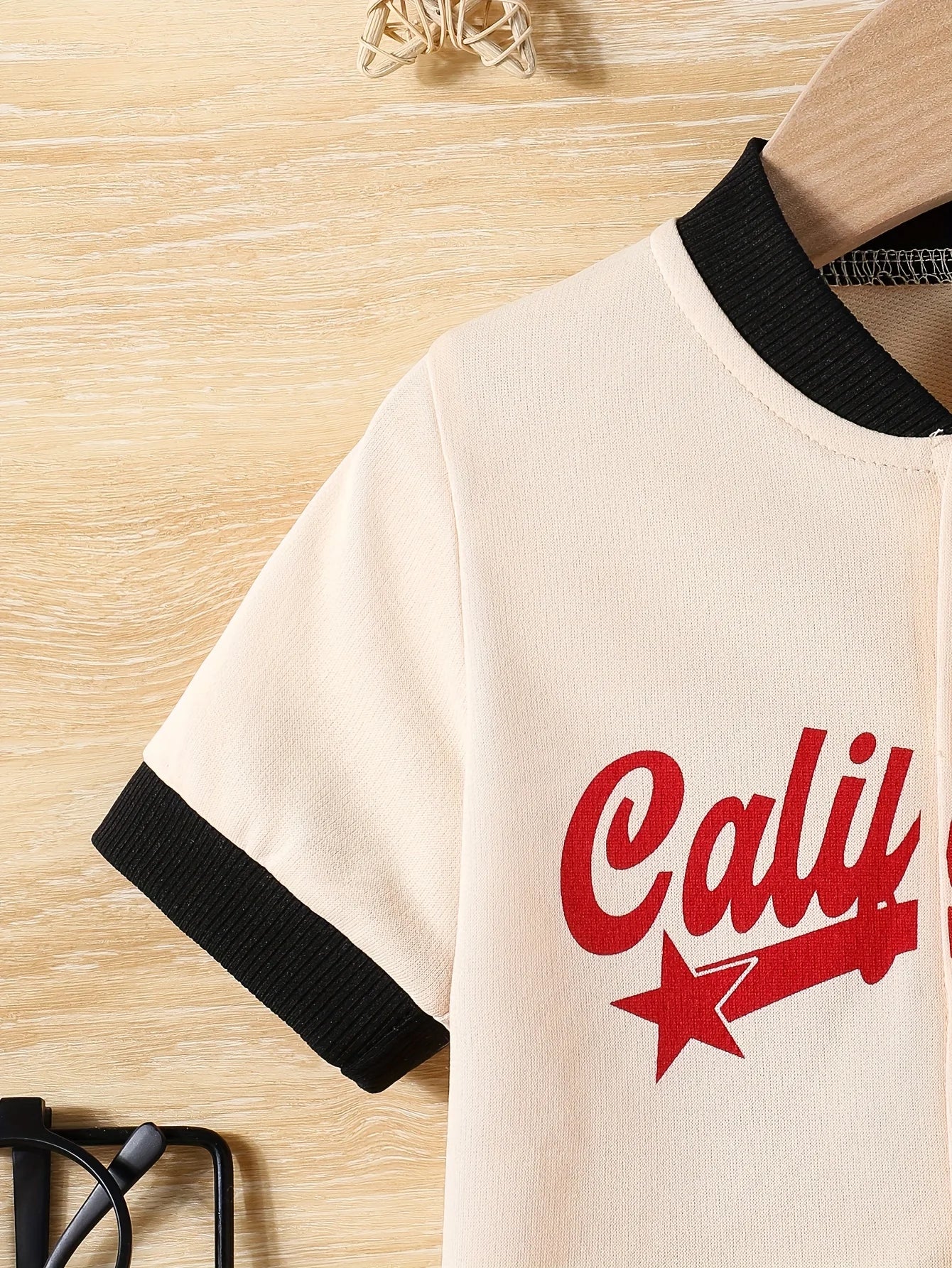 סט בגדי תינוקות דגם Cartoon – חולצה ארוכה + מכנס תואם עם כפתורים