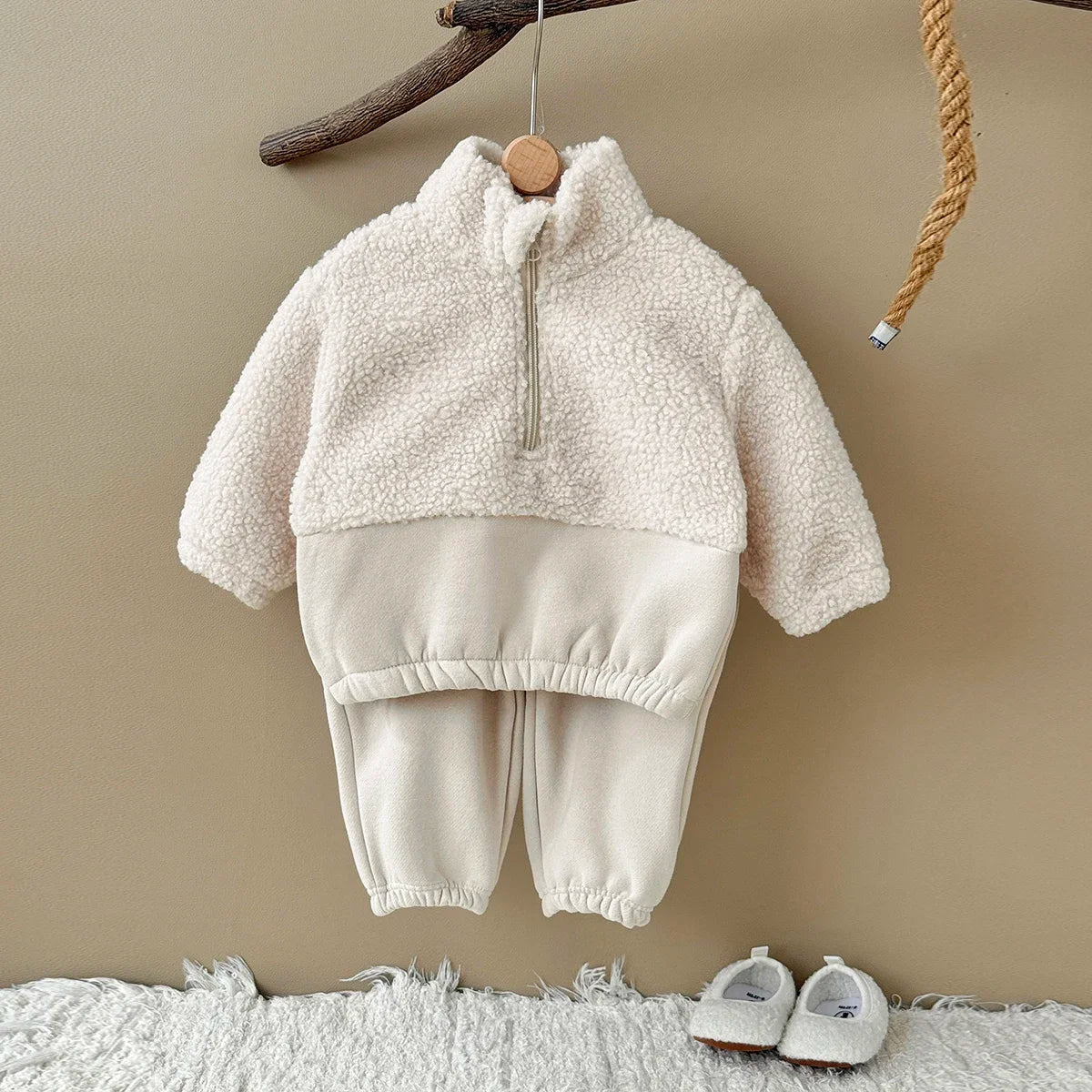 סט סוודר+ ומכנס אלגנטים